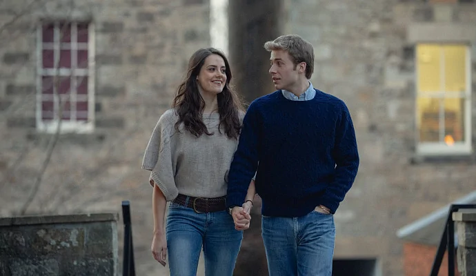 «Корона»: Netflix показал актёров в образах принца Уильяма и Кейт Миддлтон