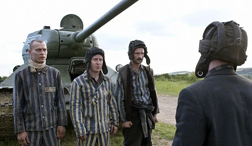 Россияне назвали «Т-34» и «Холопа» лучшими фильмами года