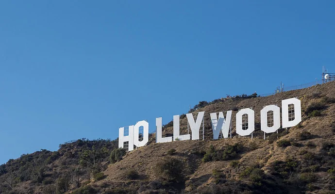 Актёры Голливуда начали первую за 40 лет забастовку