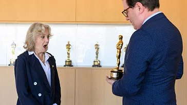 Хейли Миллз снова получила «Оскар» за фильм «Полианна» — предыдущий у неё украли