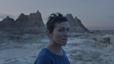 Драма «Земля кочевников» получила премию BAFTA как лучший фильм 2020 года