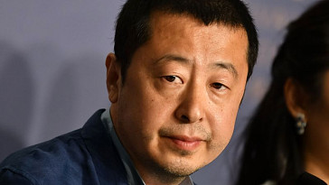 Китайский режиссёр Цзя Чжанкэ успел в Берлин на премьеру своего фильма