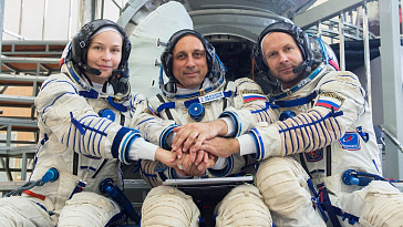 Клим Шипенко и Юлия Пересильд отправятся на МКС меньше, чем через сутки